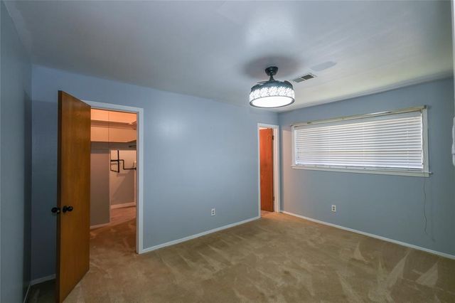 213 Anglewood Courts, Angleton, TX 77515