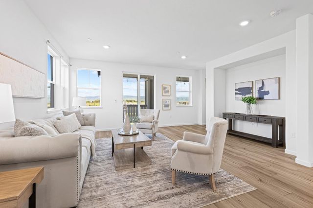 1387 Ores Way, Gilroy, CA 95020