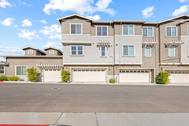 1387 Ores Way, Gilroy, CA 95020