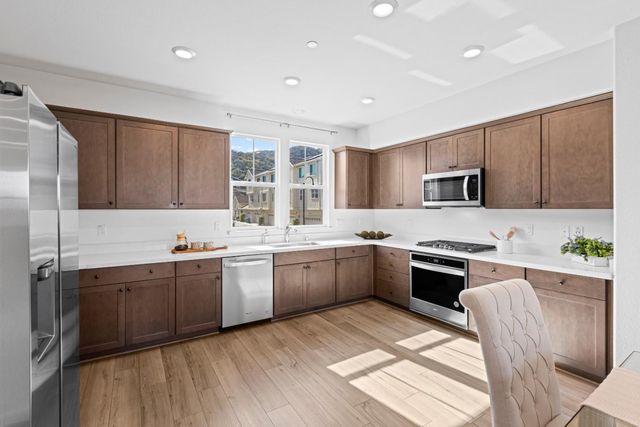 1387 Ores Way, Gilroy, CA 95020