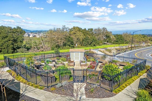 1387 Ores Way, Gilroy, CA 95020