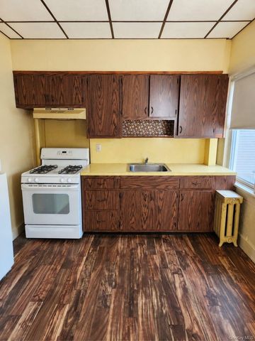 20-42 41st Street, Astoria, NY 11105