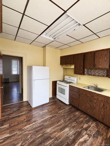 20-42 41st Street, Astoria, NY 11105