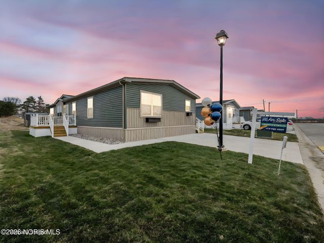 27484 Oregon Road, 198, Perrysburg, OH 43551