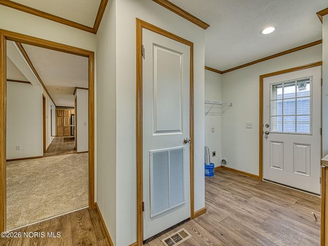 27484 Oregon Road, 198, Perrysburg, OH 43551