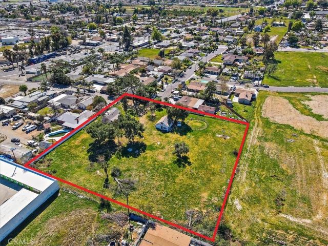 4077 Riverview, Riverside, CA 92509