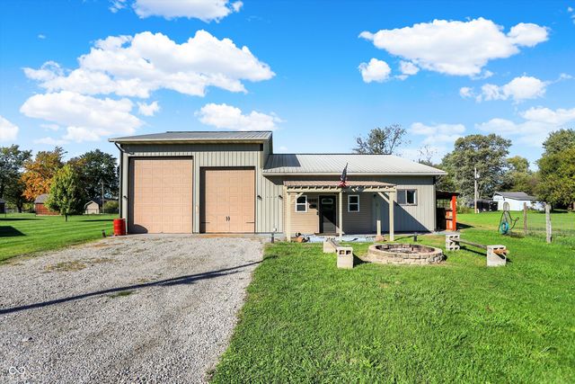 940 W 1090 N, Fountaintown, IN 46130