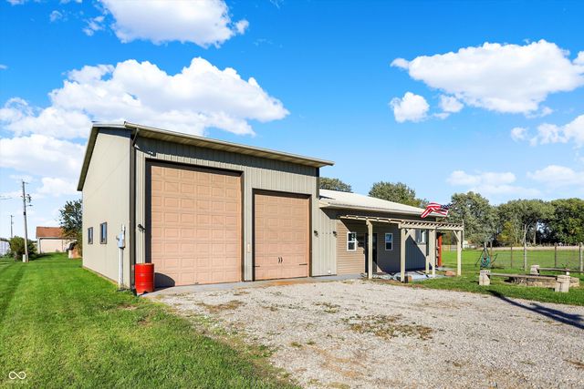 940 W 1090 N, Fountaintown, IN 46130