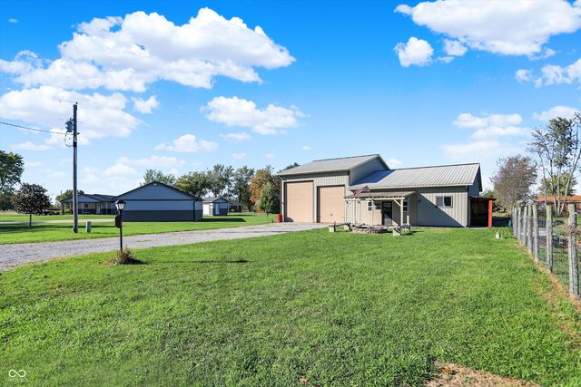 940 W 1090 N, Fountaintown, IN 46130