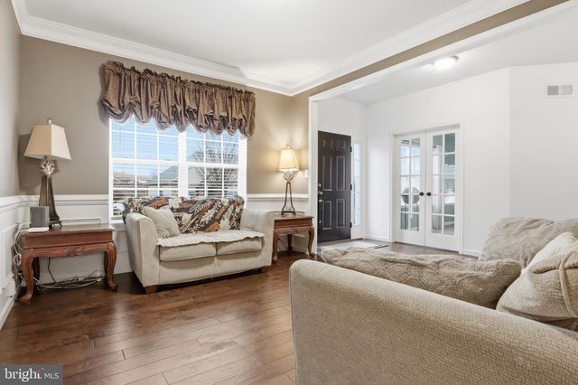 215 AZALEA DR, Windsor, PA 17366