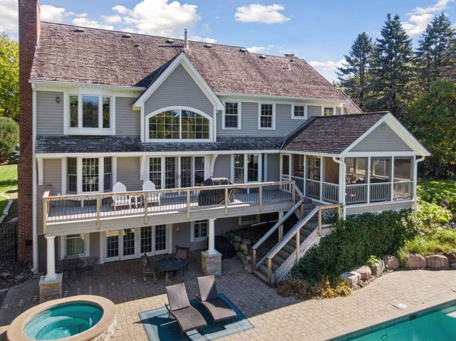 28140 Boulder Bridge Drive, Shorewood, MN 55331