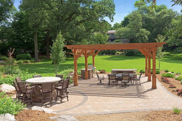 28140 Boulder Bridge Drive, Shorewood, MN 55331