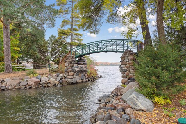 28140 Boulder Bridge Drive, Shorewood, MN 55331