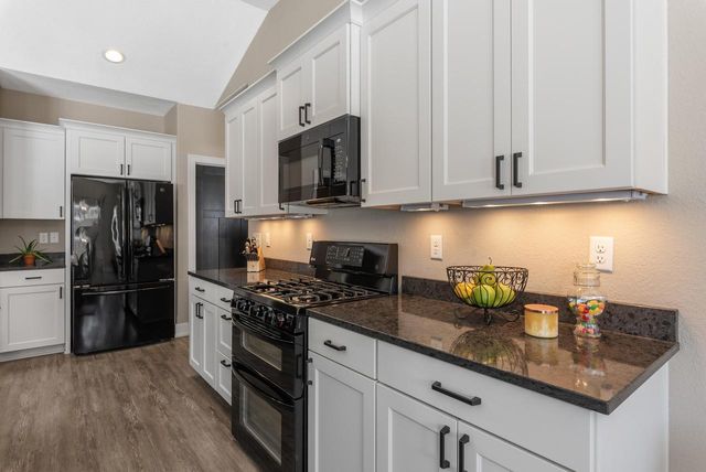 N54W23830 Limestone COURT, Sussex, WI 53089