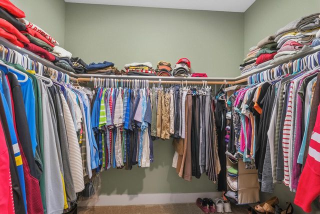 N54W23830 Limestone COURT, Sussex, WI 53089