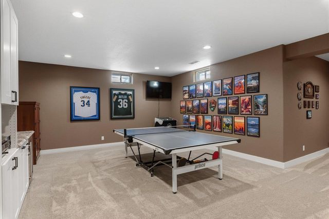 N54W23830 Limestone COURT, Sussex, WI 53089