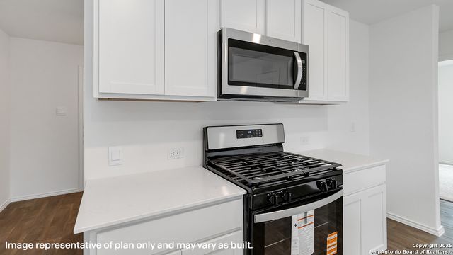 4235 Common Sage, Von Ormy, TX 78073