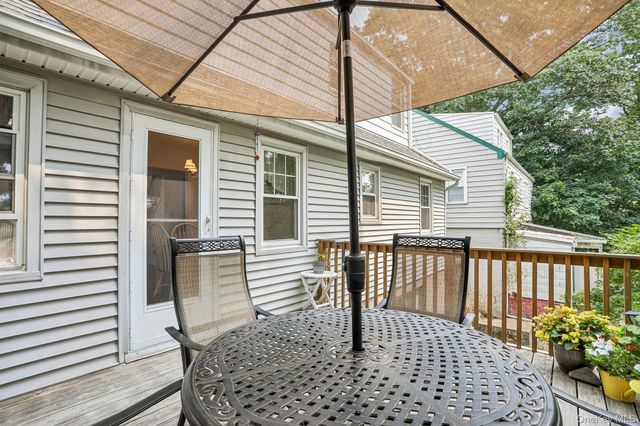 186 Chase Avenue, Yonkers, NY 10703