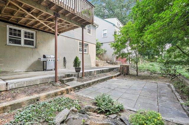 186 Chase Avenue, Yonkers, NY 10703