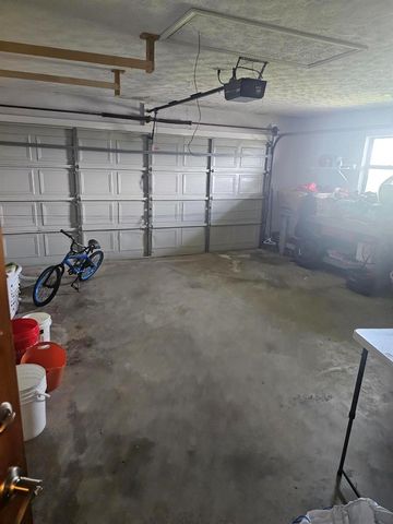 301 SW VIOLET Avenue, Port St. Lucie, FL 34983
