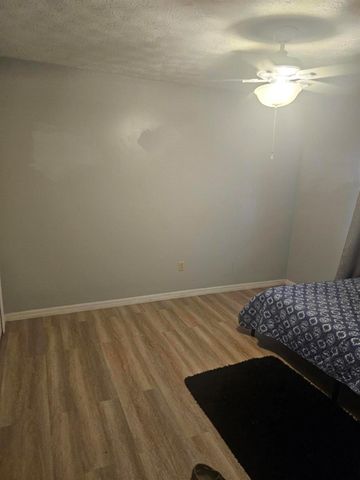 301 SW VIOLET Avenue, Port St. Lucie, FL 34983