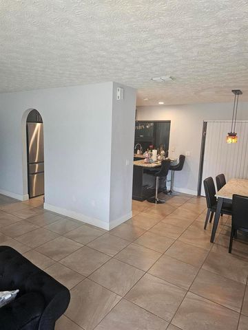 301 SW VIOLET Avenue, Port St. Lucie, FL 34983