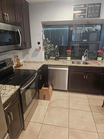 301 SW VIOLET Avenue, Port St. Lucie, FL 34983
