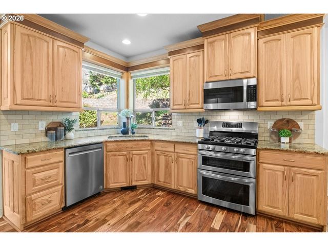 1667 PTARMIGAN St Nw, Salem, OR 97304