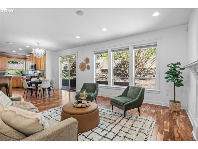 1667 PTARMIGAN St Nw, Salem, OR 97304