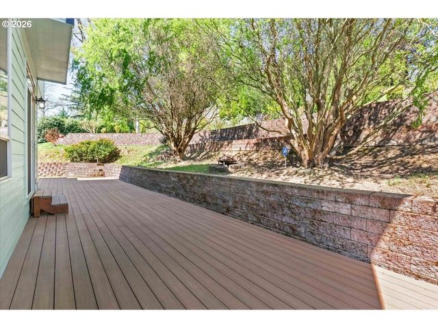 1667 PTARMIGAN St Nw, Salem, OR 97304