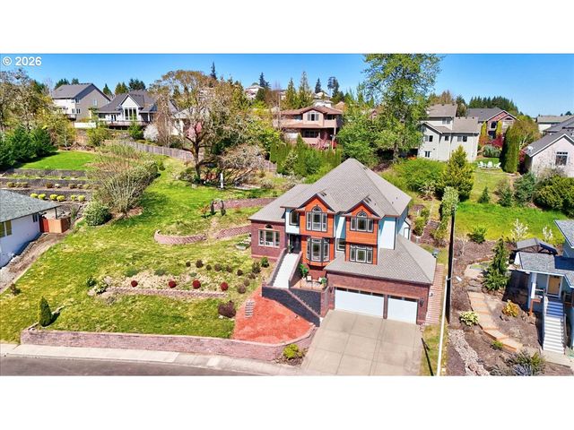 1667 PTARMIGAN St Nw, Salem, OR 97304