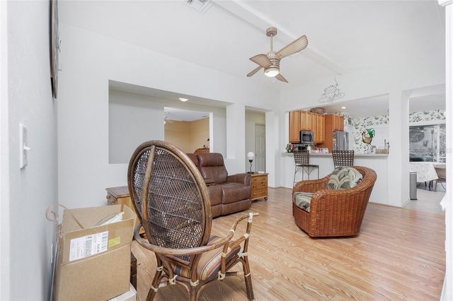 13136 SW PEMBROKE CIRCLE N, Lake Suzy, FL 34269