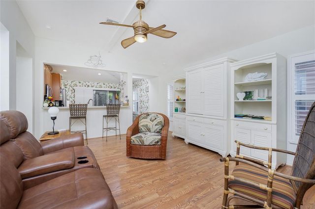 13136 SW PEMBROKE CIRCLE N, Lake Suzy, FL 34269