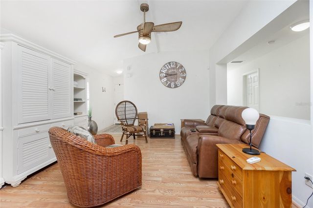 13136 SW PEMBROKE CIRCLE N, Lake Suzy, FL 34269