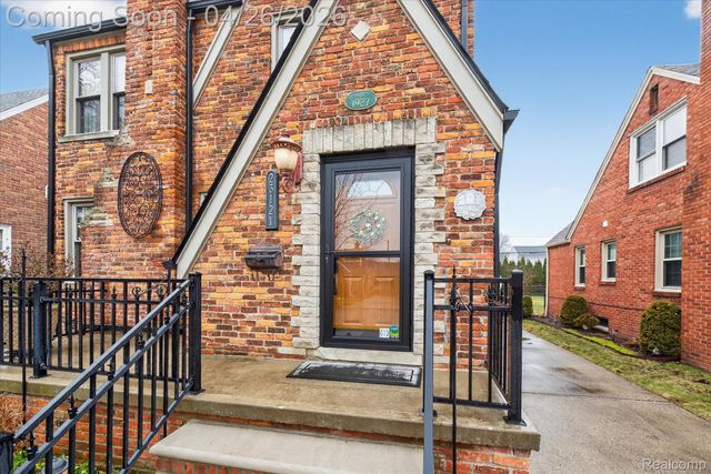 23121 Marlboro Street, Dearborn, MI 48128