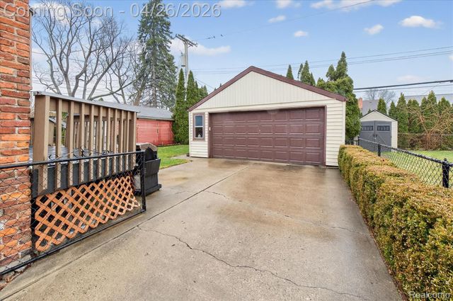 23121 Marlboro Street, Dearborn, MI 48128