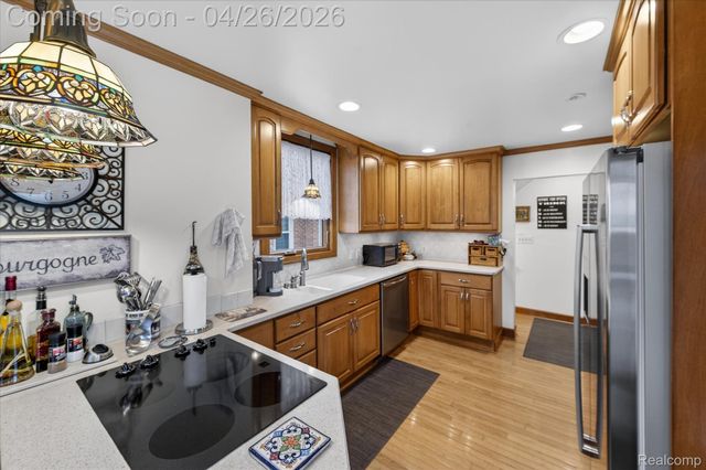 23121 Marlboro Street, Dearborn, MI 48128