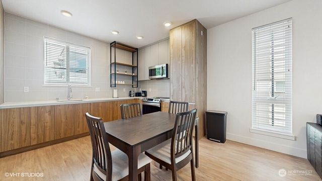 442 13th Avenue, Seattle, WA 98122