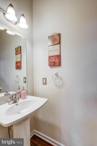 2111 FAIRVIEW ST, West Lawn, PA 19609