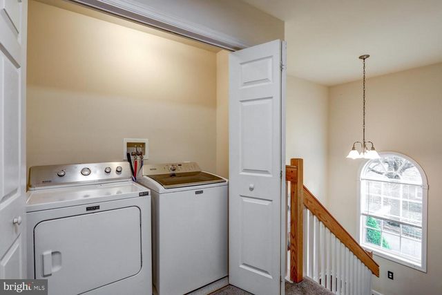 2111 FAIRVIEW ST, West Lawn, PA 19609