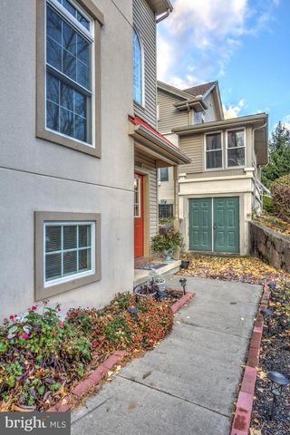 2111 FAIRVIEW ST, West Lawn, PA 19609