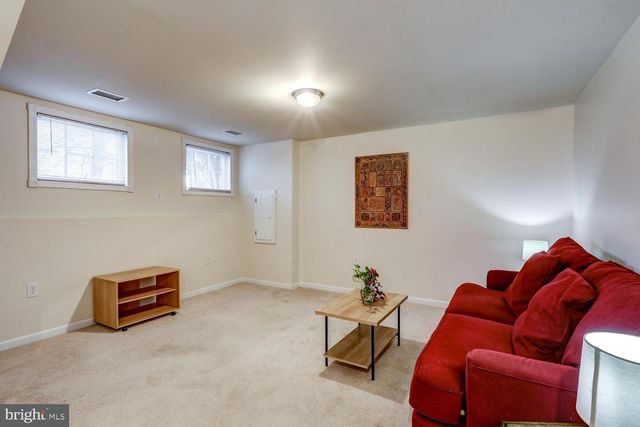 2111 FAIRVIEW ST, West Lawn, PA 19609