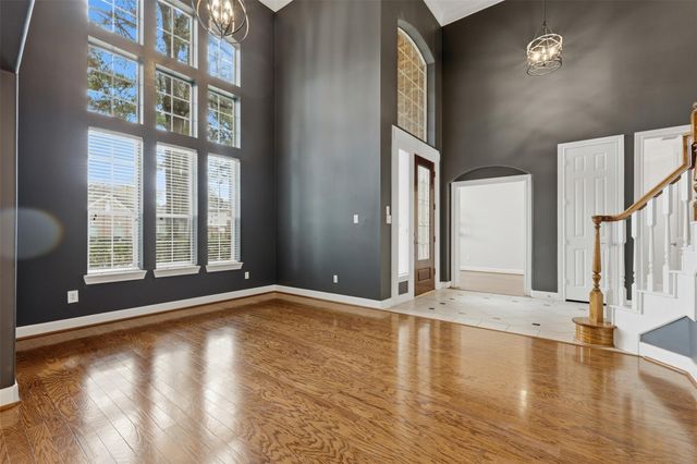 16215 Lakewood Grove Drive, Tomball, TX 77377