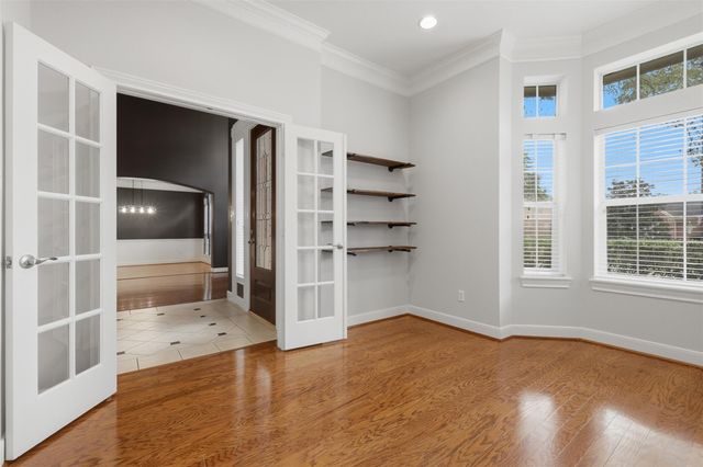 16215 Lakewood Grove Drive, Tomball, TX 77377