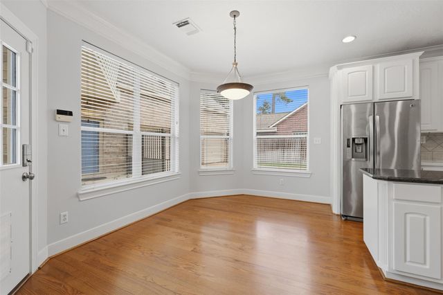 16215 Lakewood Grove Drive, Tomball, TX 77377