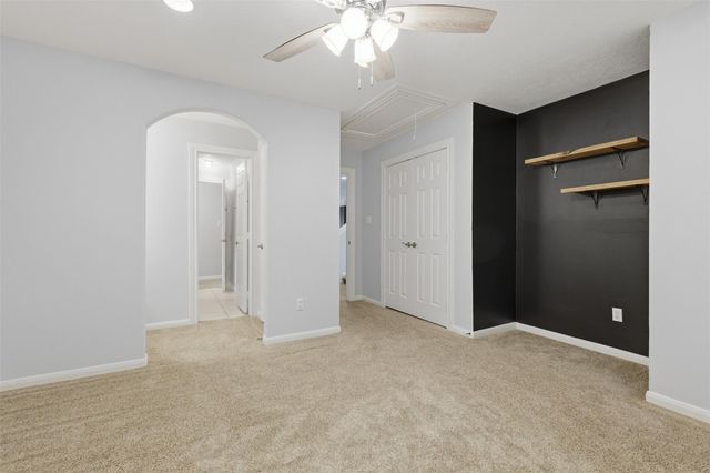 16215 Lakewood Grove Drive, Tomball, TX 77377