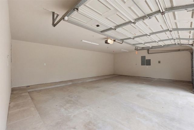 16215 Lakewood Grove Drive, Tomball, TX 77377