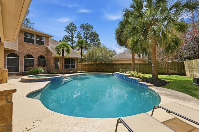 16215 Lakewood Grove Drive, Tomball, TX 77377