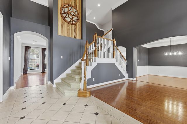 16215 Lakewood Grove Drive, Tomball, TX 77377