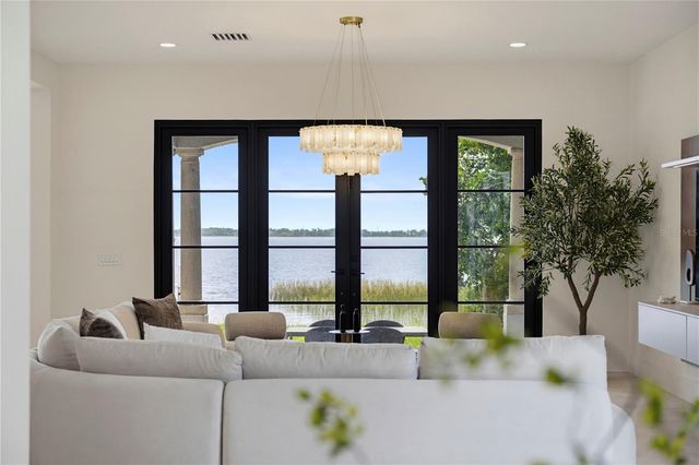 800 W 2ND AVENUE, Windermere, FL 34786